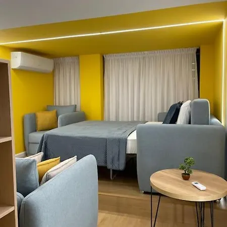 Tesa Studio Apartment Tirana