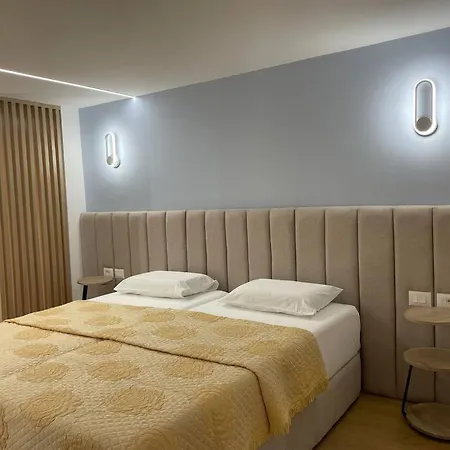 Tesa Studio Apartment *